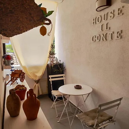 House Il Conte *